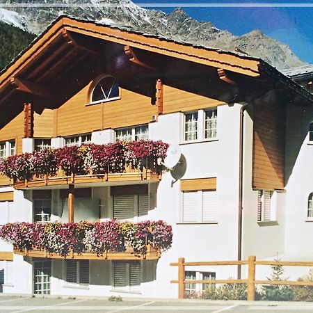 Appartamento Casa Stella Saas-Grund Esterno foto